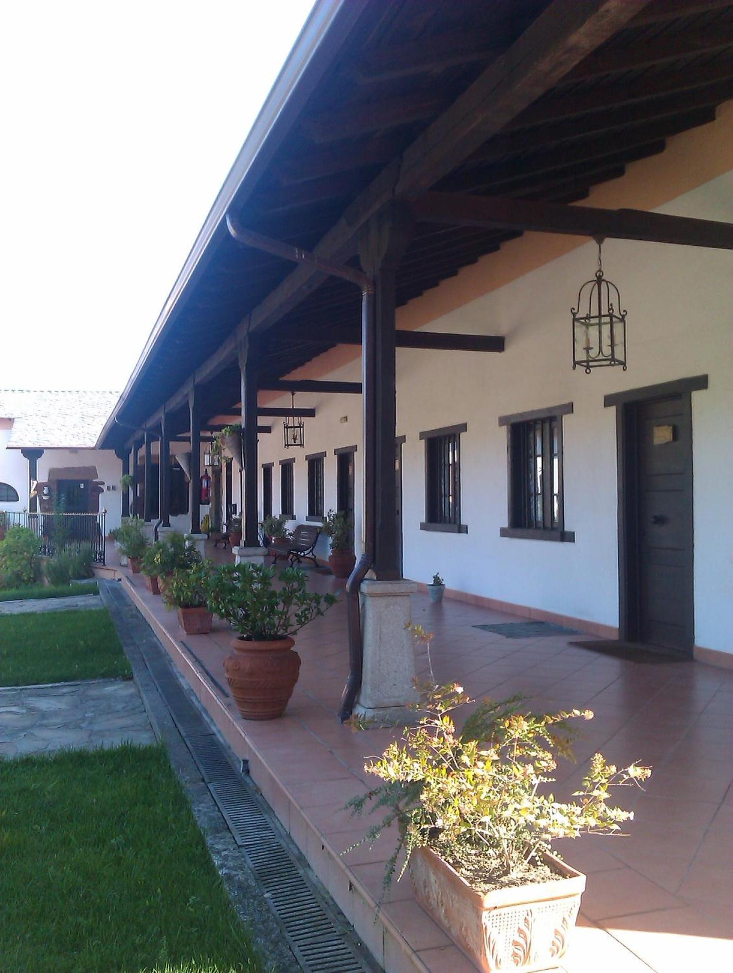 Hotel Monumento Pazo Do Castro O Barco de Valdeorras Exterior photo