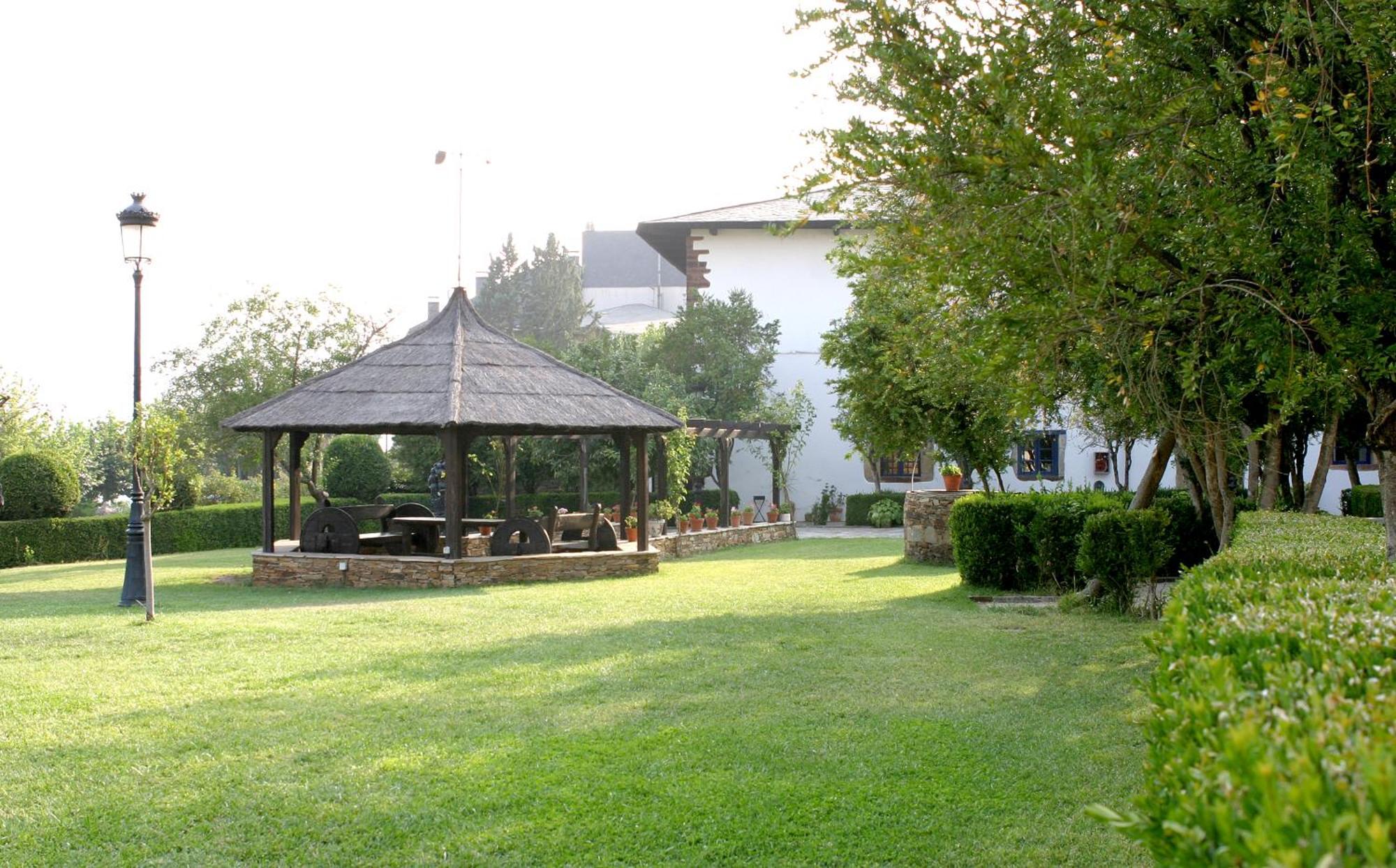 Hotel Monumento Pazo Do Castro O Barco de Valdeorras Exterior photo